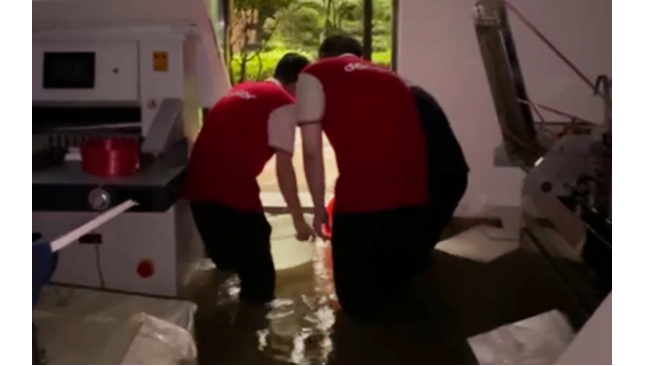 雨过终有天晴，广印猫德彩，加油